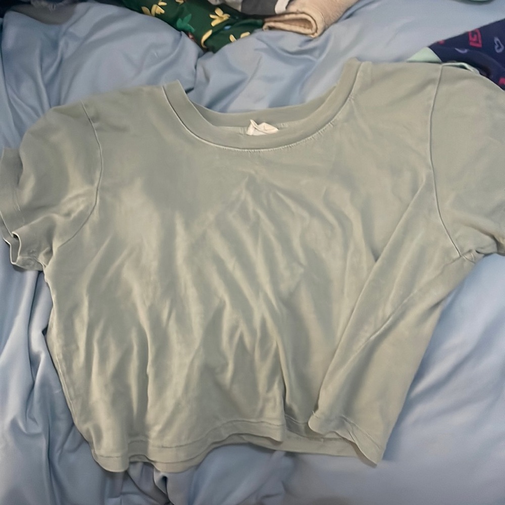 Cotton On || Green Cropped T-shirt